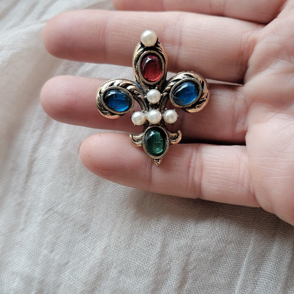 Vintage‎ 80s Fleur De Lis Brooch Gold Tone Cabochon Acrylic Jewels Glam Unisex - Picture 4 of 6
